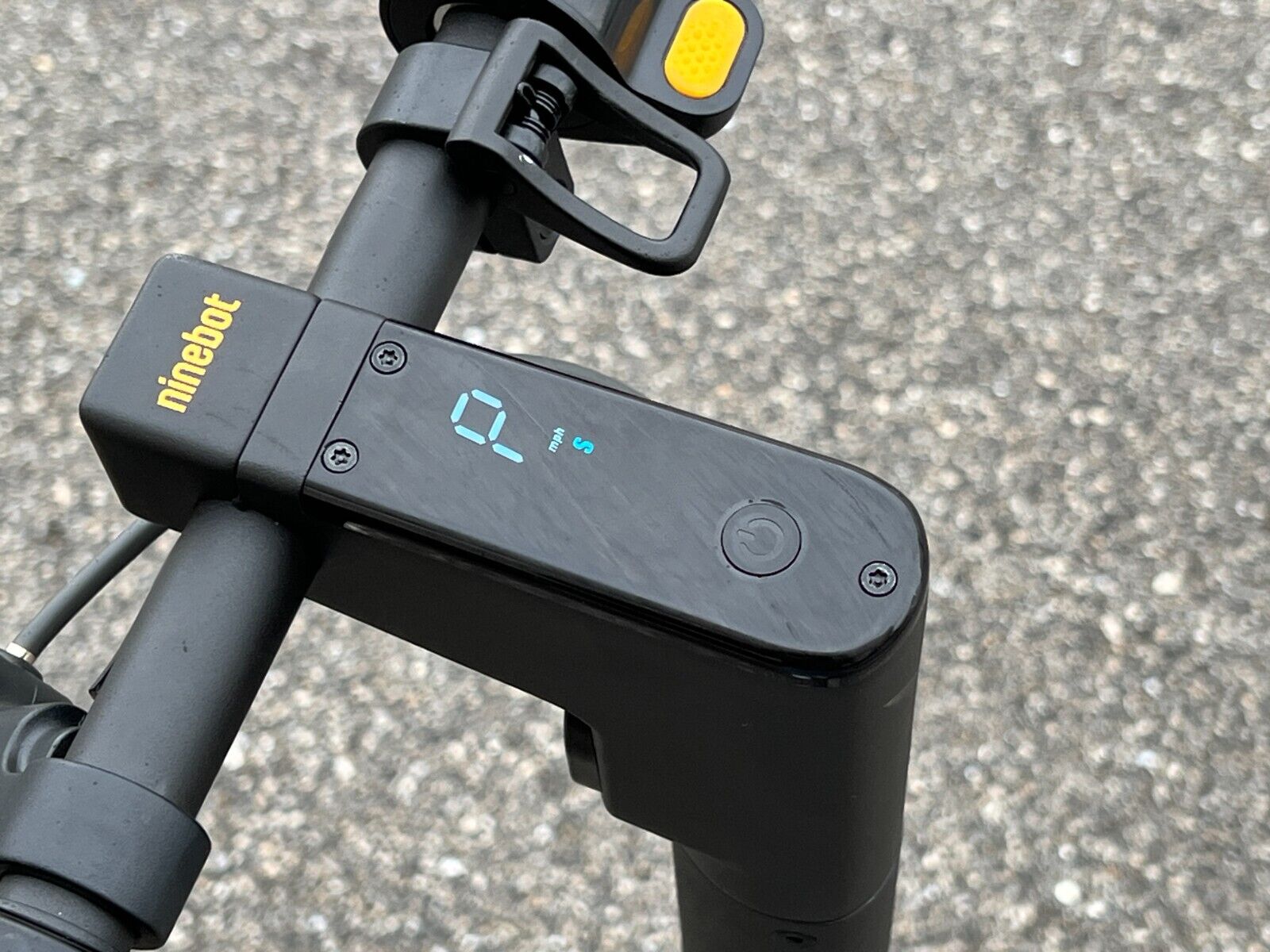 Segway - Max G30P Electric Foldable Kick Scooter - MAX G30P - Good Condition