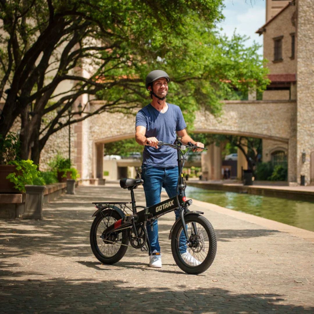 GoTrax - Z4 LITE Folding eBike w/ 25 mile Max Operating Range and 20 MPH Max Speed - Black - GT-Z4LITE