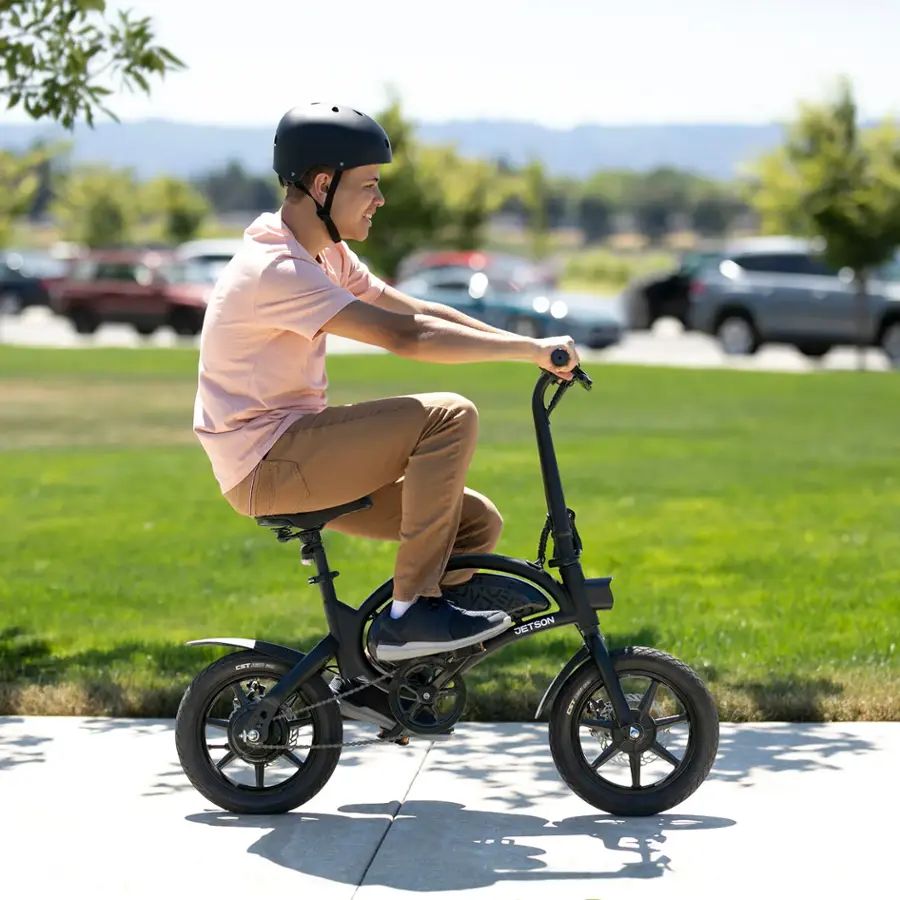 Jetson - Bolt Pro eBike with 30 miles Max Operating Range & 15.5 mph Max Speed - Black - Good Condition