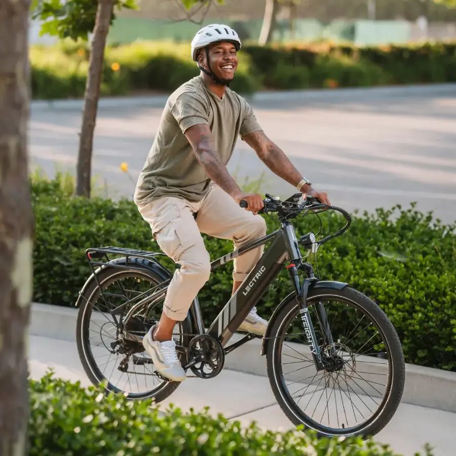 Lectric eBikes - XPress 750 High-Step Long-Range eBike with 60 miles Max Operating Range & 28 mph Max Speed - Unisize - Black - 401-01151-B001