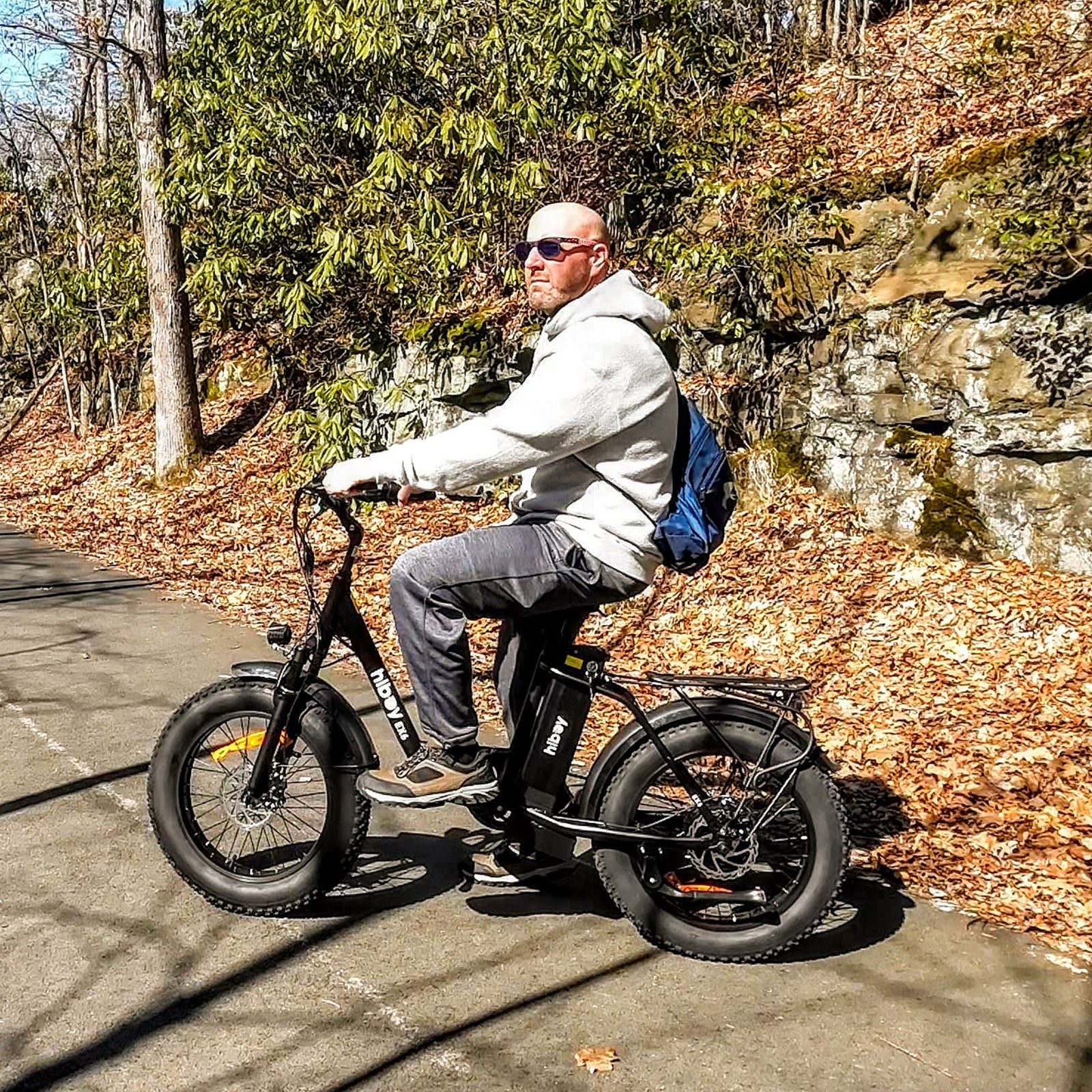 HiBoy - EX6 eBike w/ 75 mi Max Operating Range & 25 mph Max Speed - Black - EX6