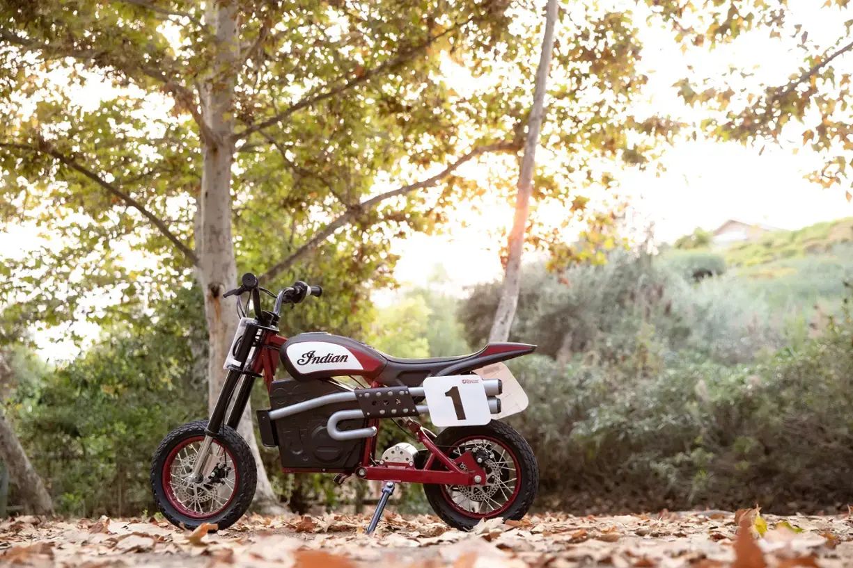 Razor - Indian Youth eFTR Jr w/7 miles Max Operating Range & 15 mph Max Speed - Small - Black