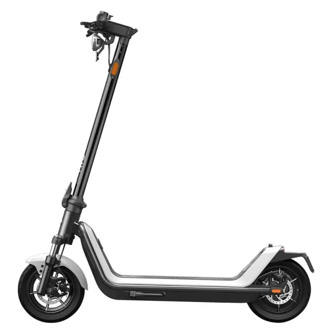 NIU - KQi 300P Foldable Electric Kick Scooter W/ 30 mi Max Range & 20 mph Max Speed - White - KSP311W1A11 - Excellent Condition