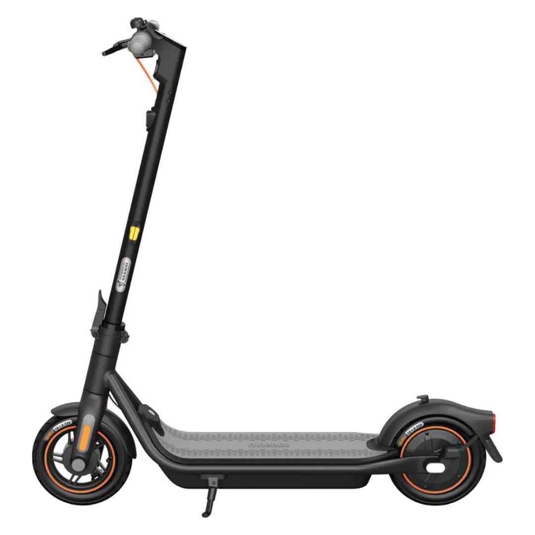 Segway - Ninebot F65 Kick Scooter w/40.4 miles Operating Range & 18.6 mph Max Speed - Black - AA.00.0010.94 - Good Condition