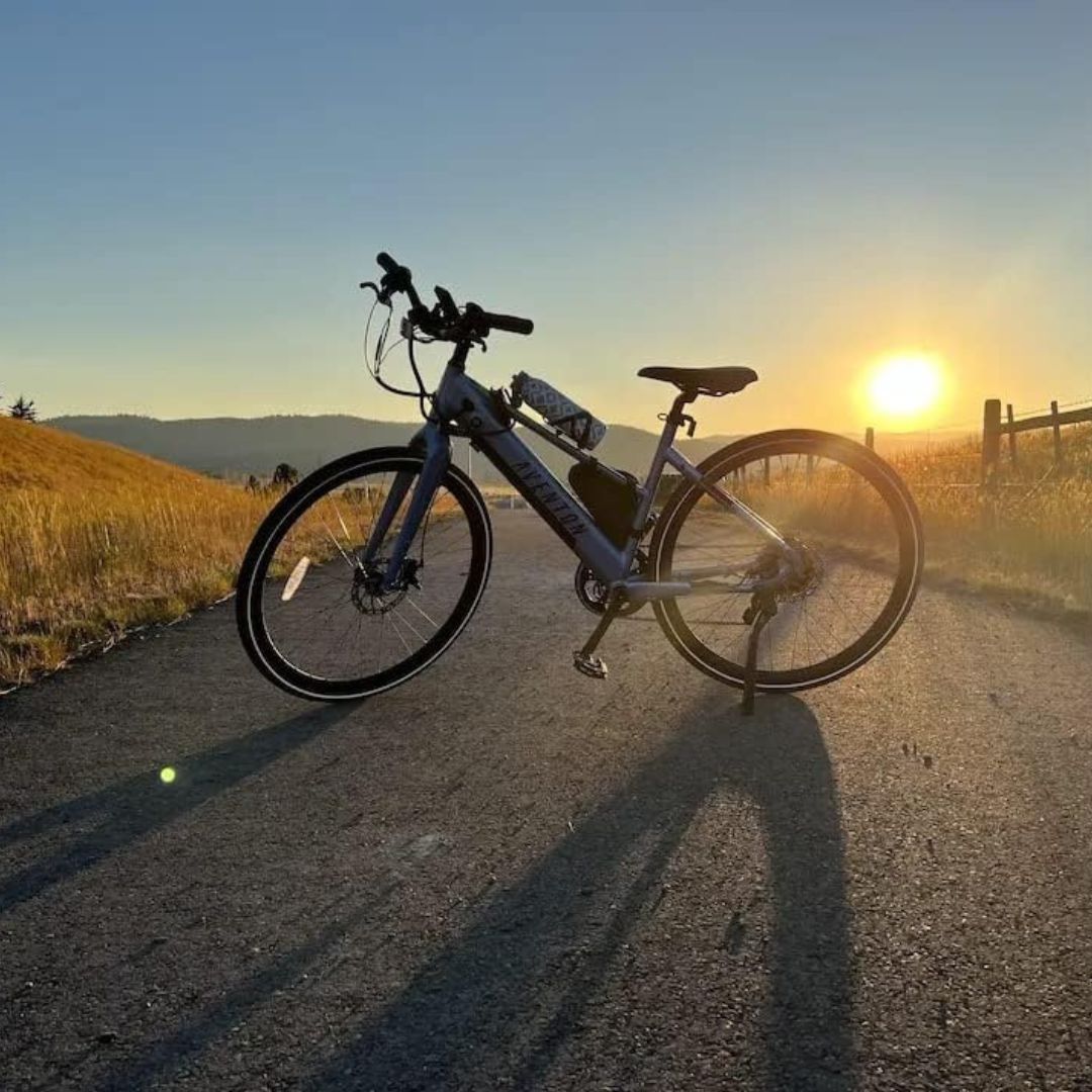 Aventon - Soltera 7-Speed Step-Over Ebike - Onyx Black - S7T001