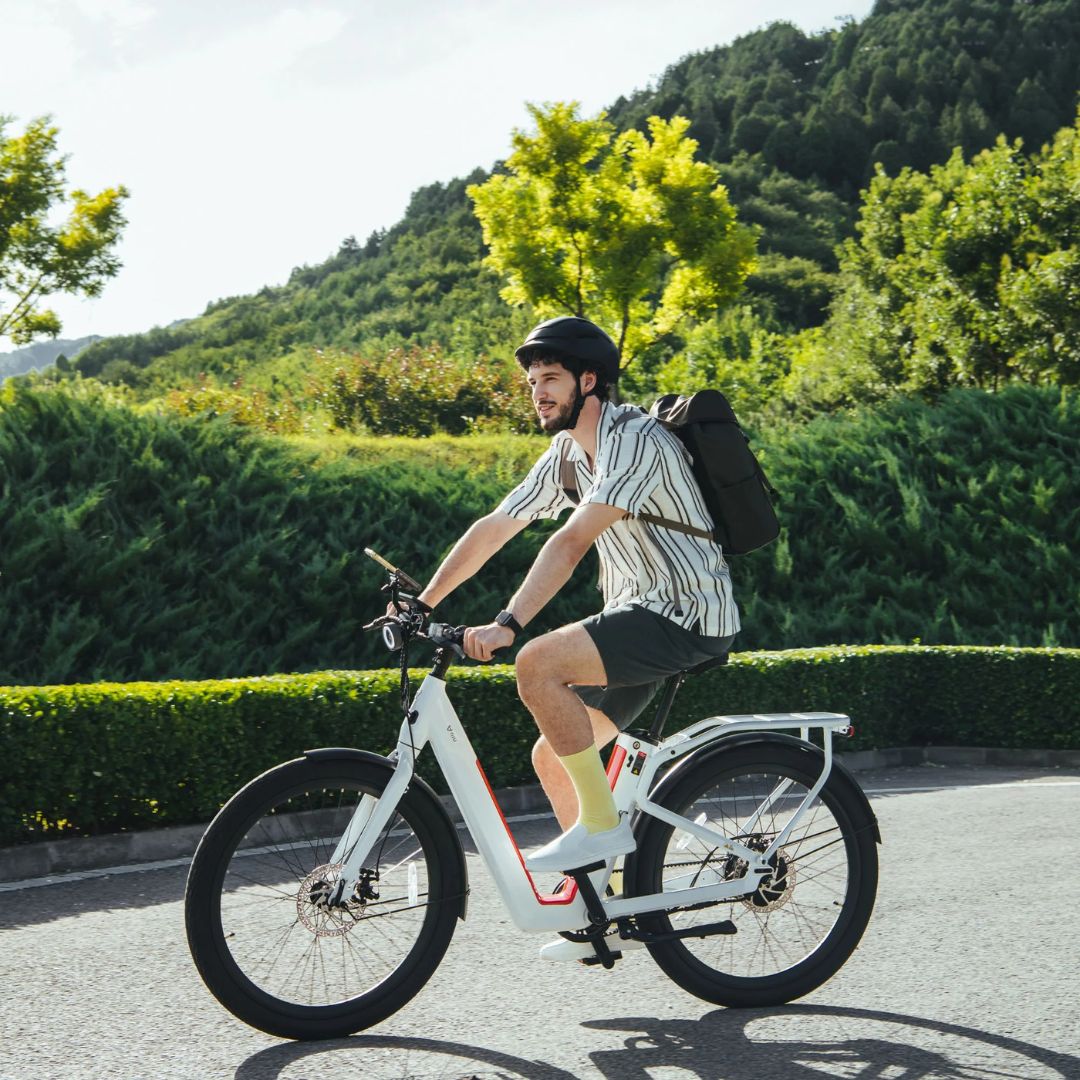 NIU - BQi-C3 Pro eBike w/ up to 90 miles Max Operating Range and 28 MPH Max Speed - White - EBSL37W119