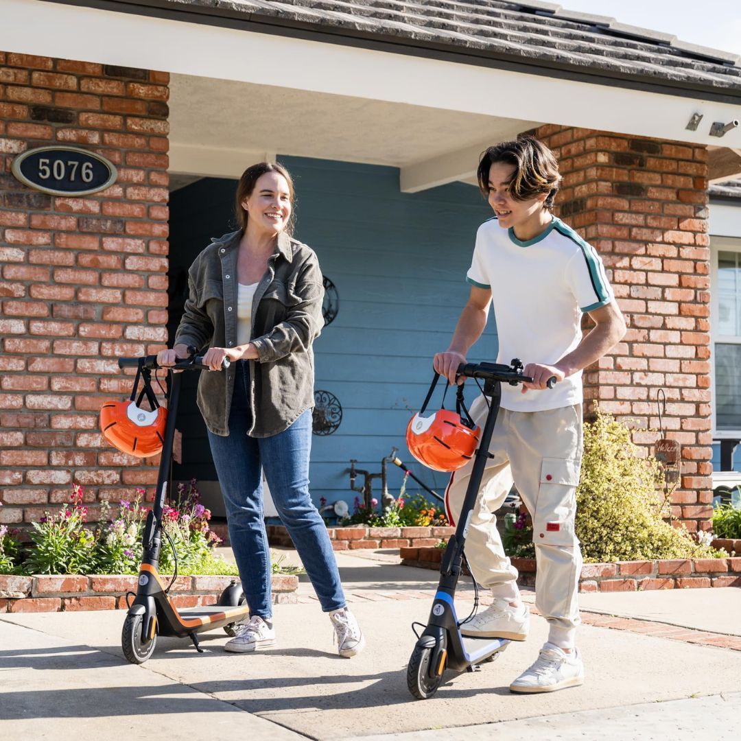 Segway - Ninebot C2 Pro Kid Electric Scooter w/ up to 7.5mi Range & 12.4mph Max Speed - Black - AA.10.04.02.0011 - Excellent Condition