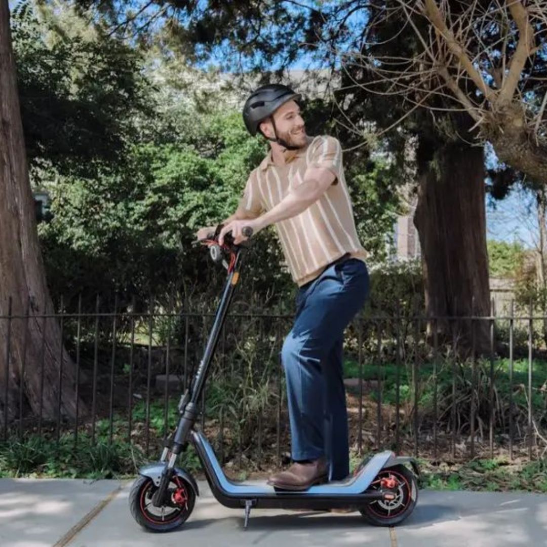 NIU - KQi 300X Foldable Electric Kick Scooter W/ 37 mi Max Range & 23.7 mph Max Speed - Space Grey - KST33FG1A11