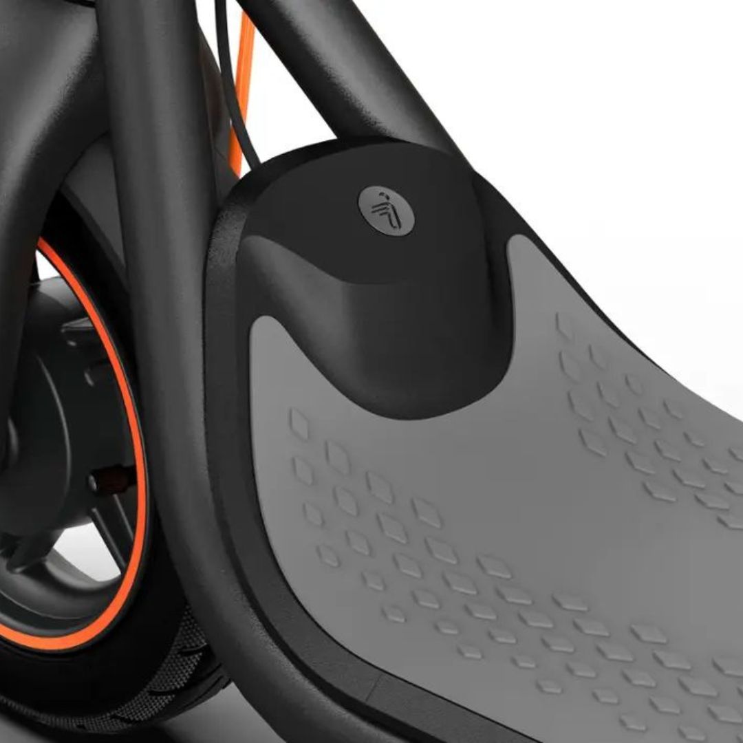 Segway - Ninebot F65 Kick Scooter w/40.4 miles Operating Range & 18.6 mph Max Speed - Black - AA.00.0010.94 - Good Condition