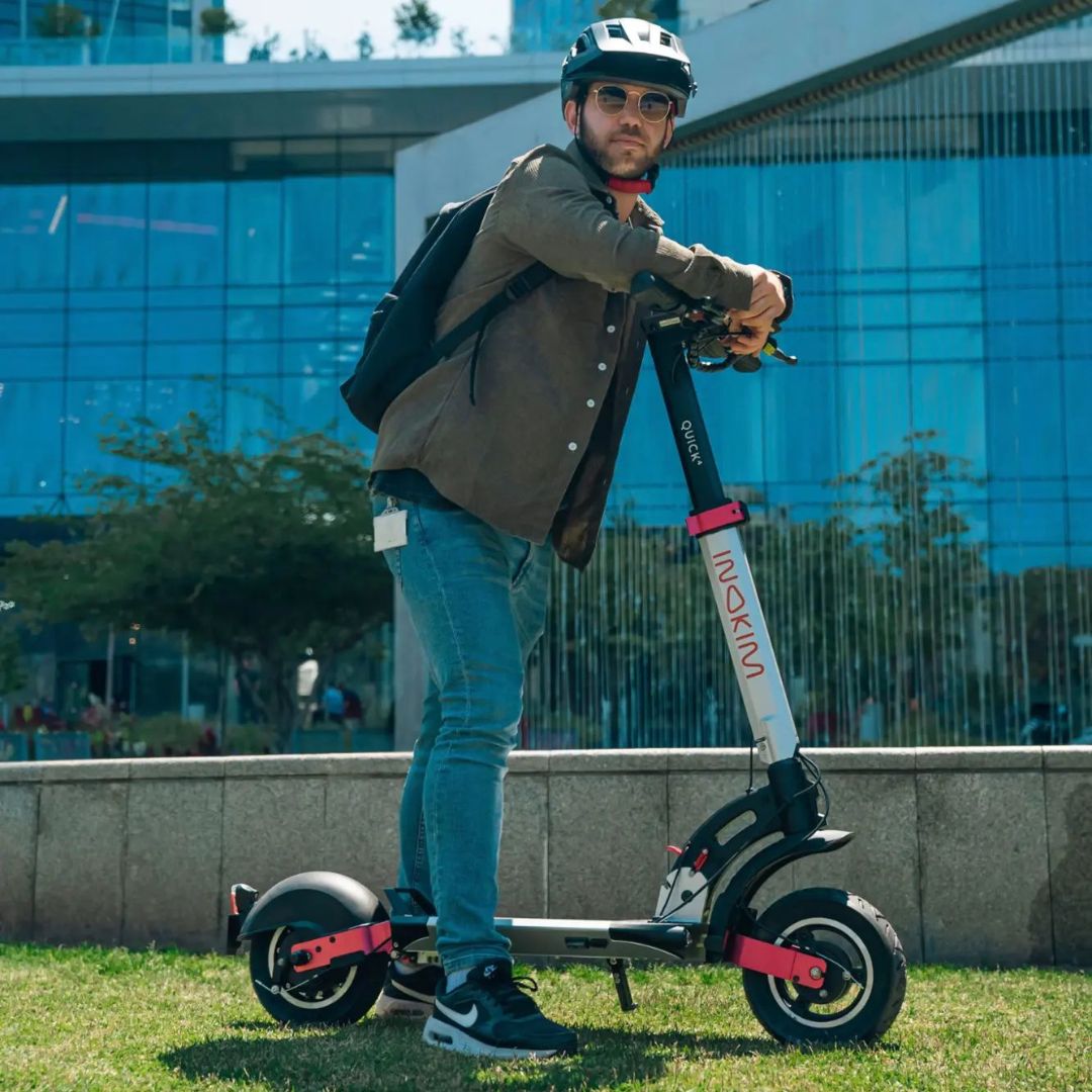 INOKIM - Quick4 Super Scooter w/44 miles Max Operating Range & 25 mph Max Speed - Silver - Excellent Condition