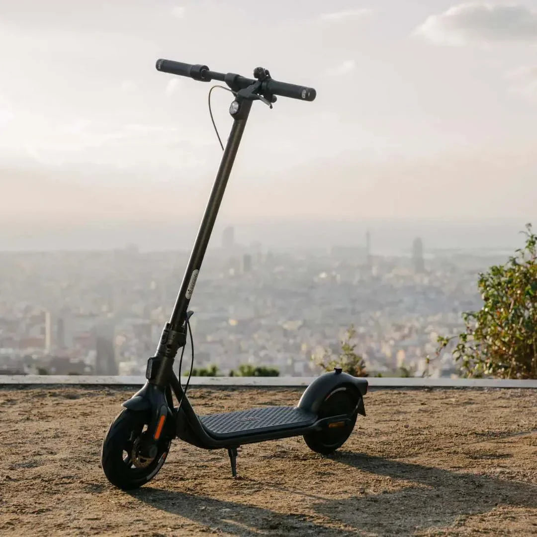 Segway - Ninebot F2 Electric Scooter w/25 mi Max Operating Range & 18 mph Max Speed - Black - AA.05.12.01.0004 - Good Condition