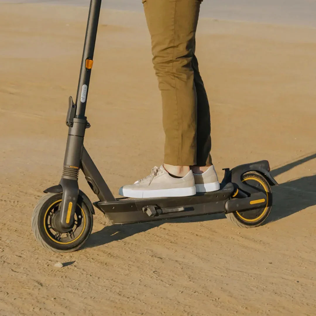 Segway - Max G2 Electric Kick Scooter Foldable w/ 43 Mile Range and 22 MPH Max Speed - Black - AA.05.15.01.0002 11